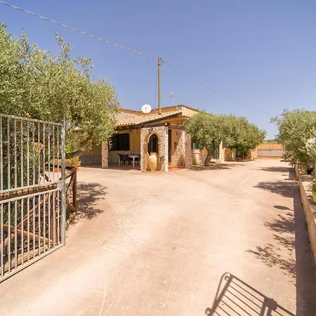Σπίτι διακοπών 3 Bedroom In Menfi